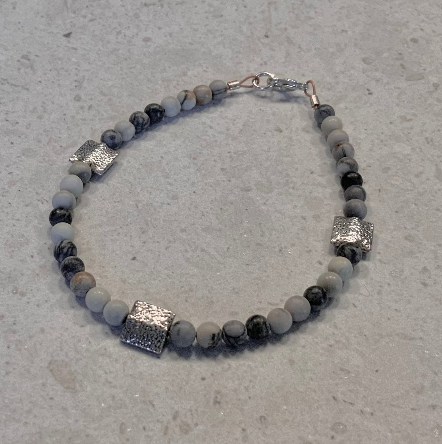 Armbånd, picasso jaspis og sølv