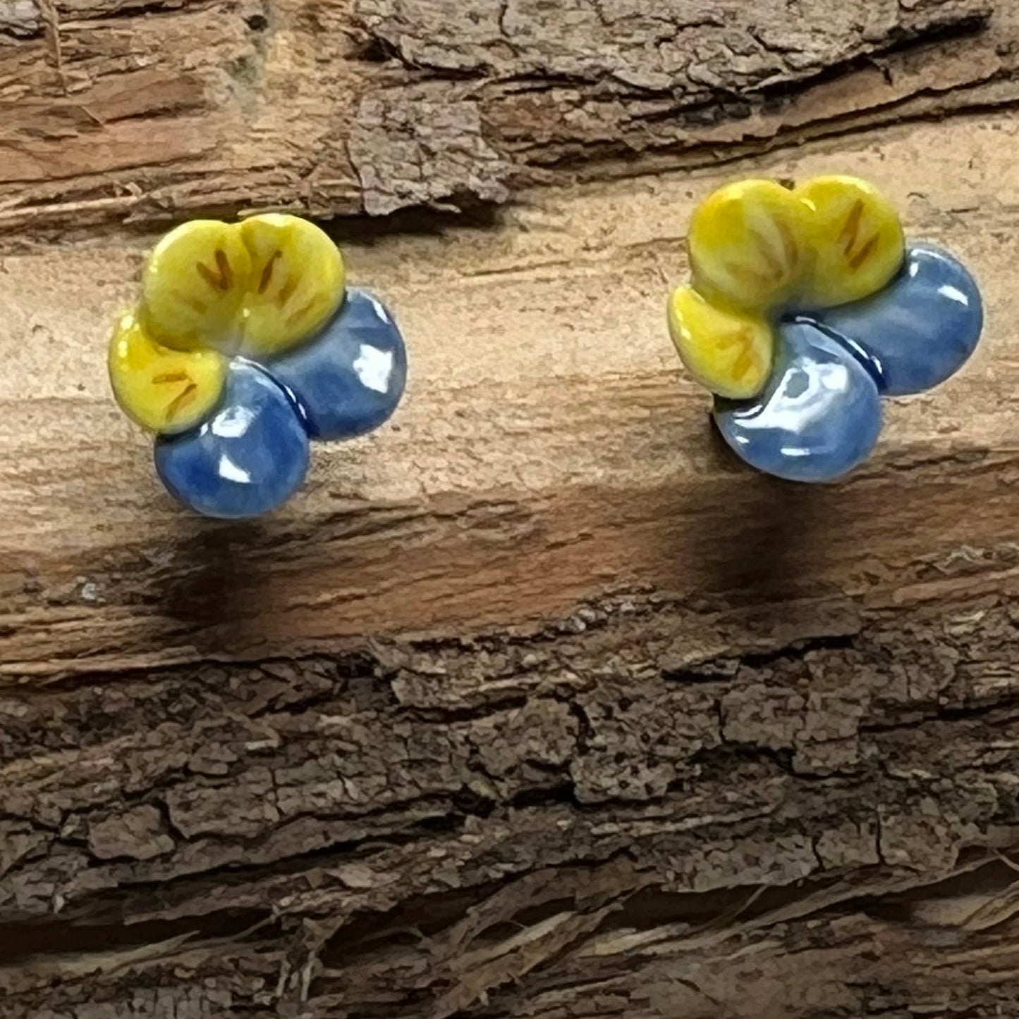 Porcelænsørestik stedmoder  'Sig det med blomster'