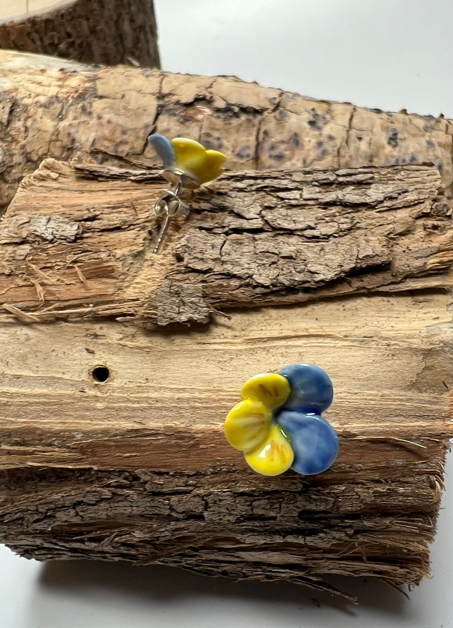 Porcelænsørestik stedmoder  'Sig det med blomster'