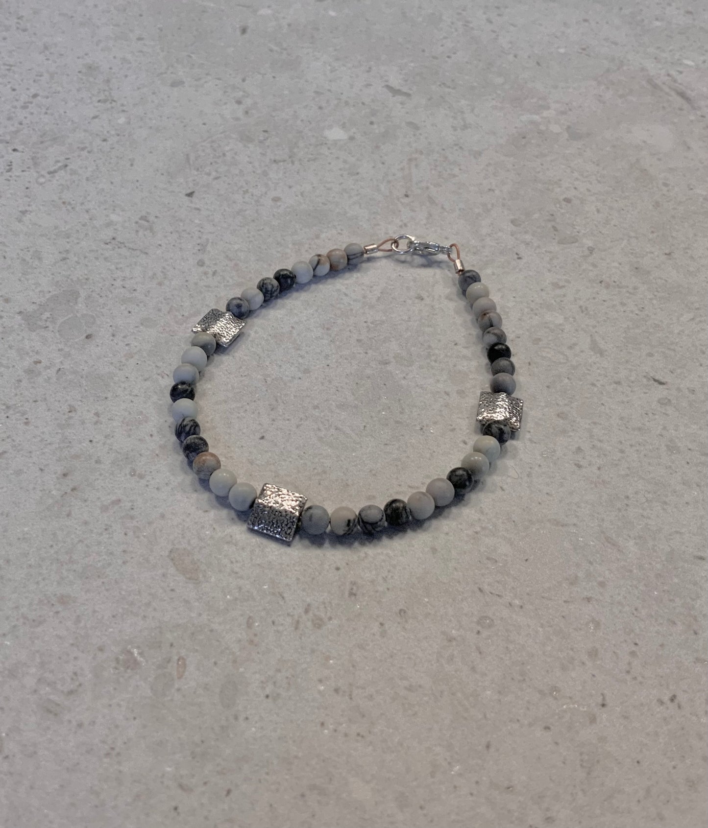 Armbånd, picasso jaspis og sølv